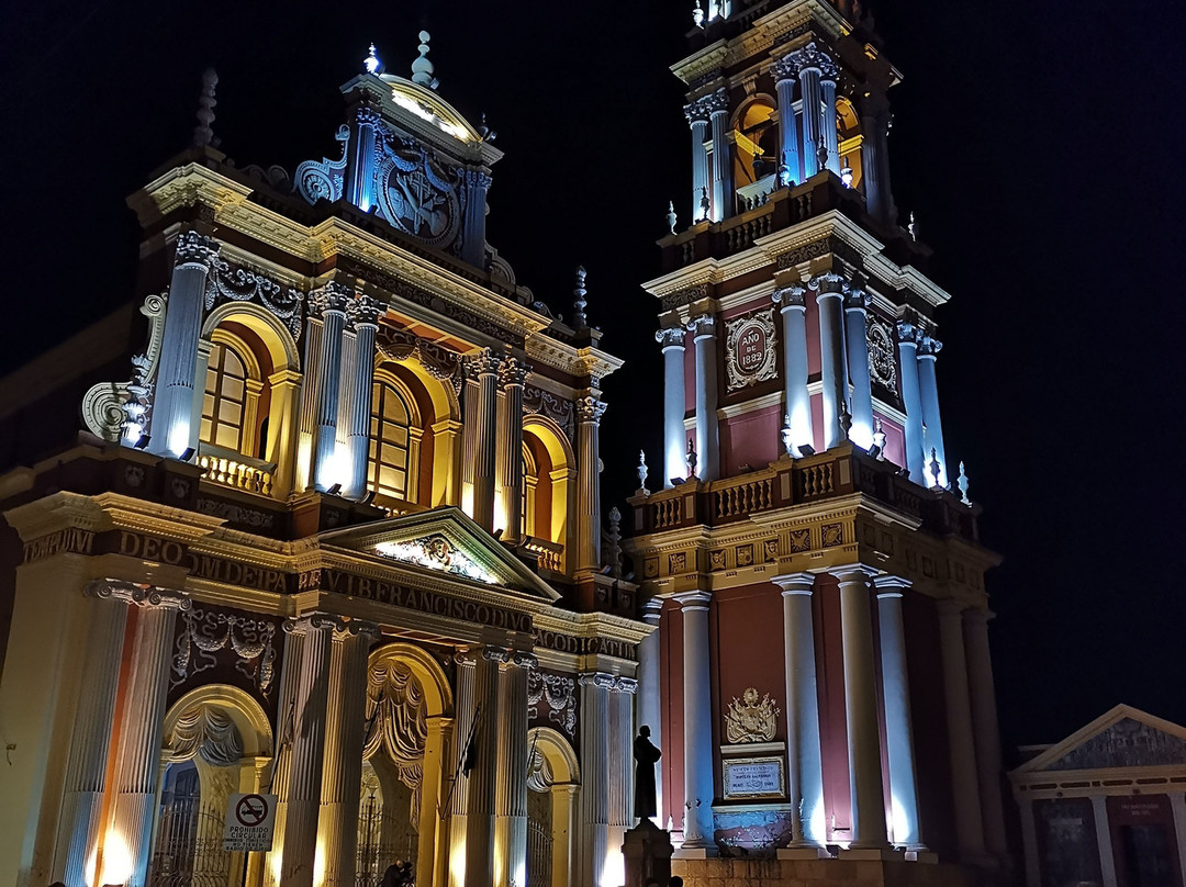 Hotel Victoria Plaza主图