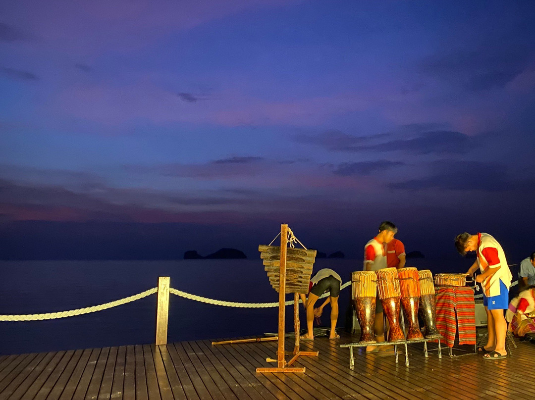 Asadong Beach Bazaar-塔林必去景点