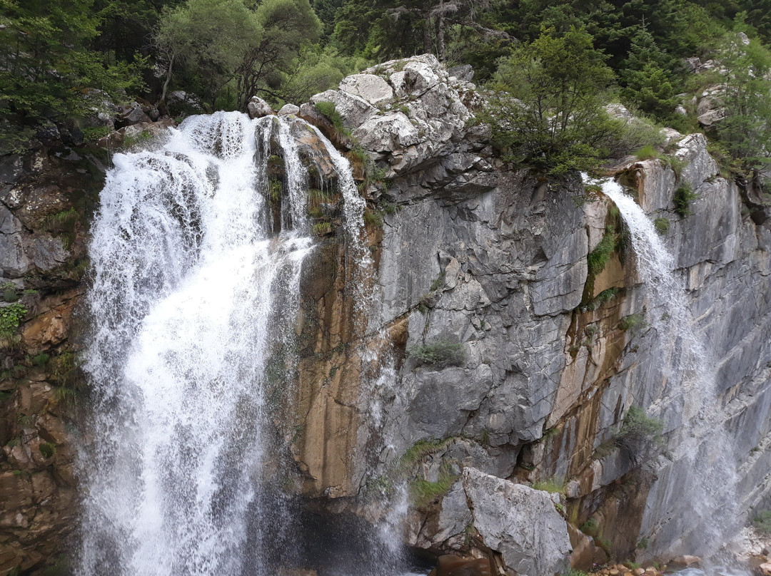 Theodoriana Waterfalls景点图片