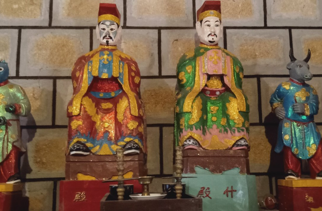 Hang Pagoda (Chua Hang)-朱笃必去景点