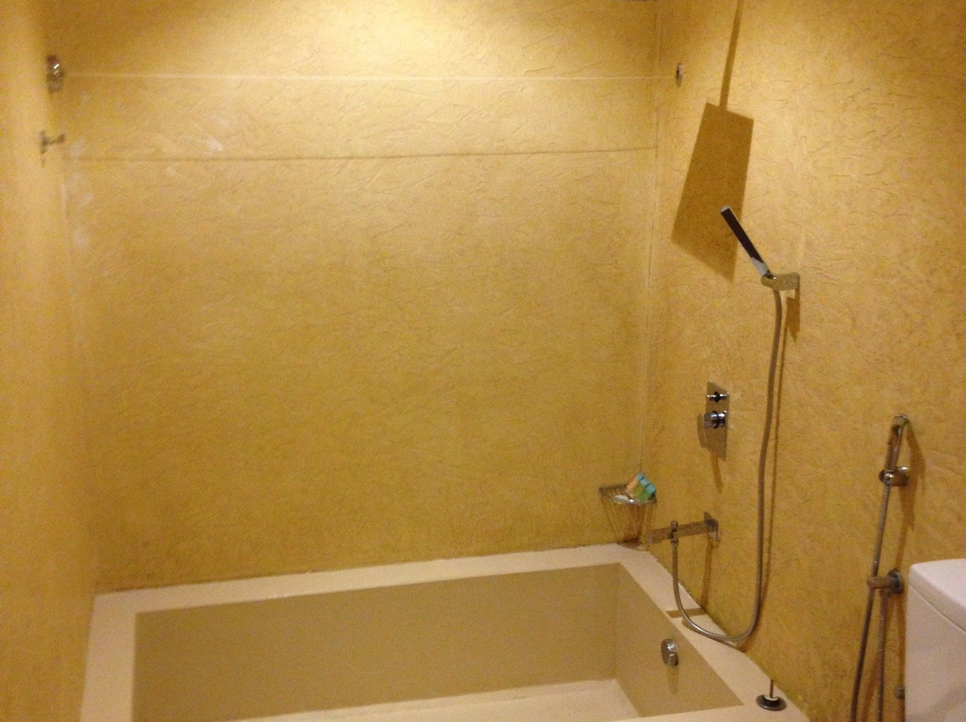 那哈达温泉度假酒店主图