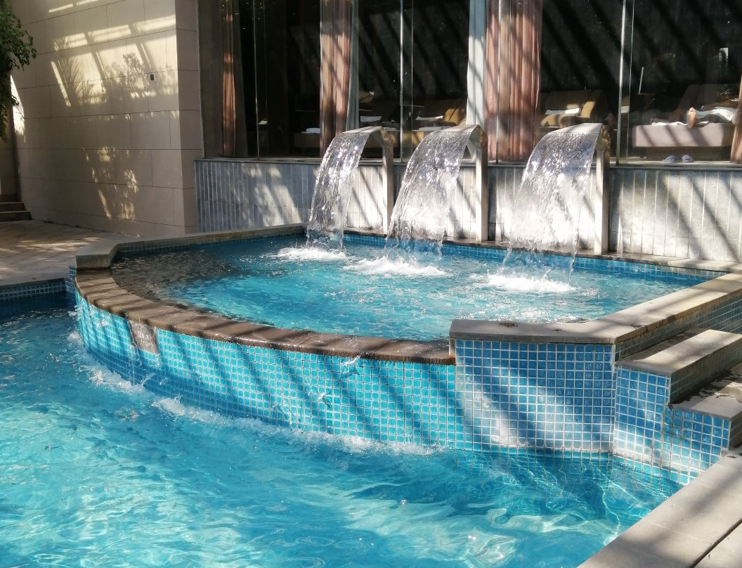 海丰水底山温泉庄园主图