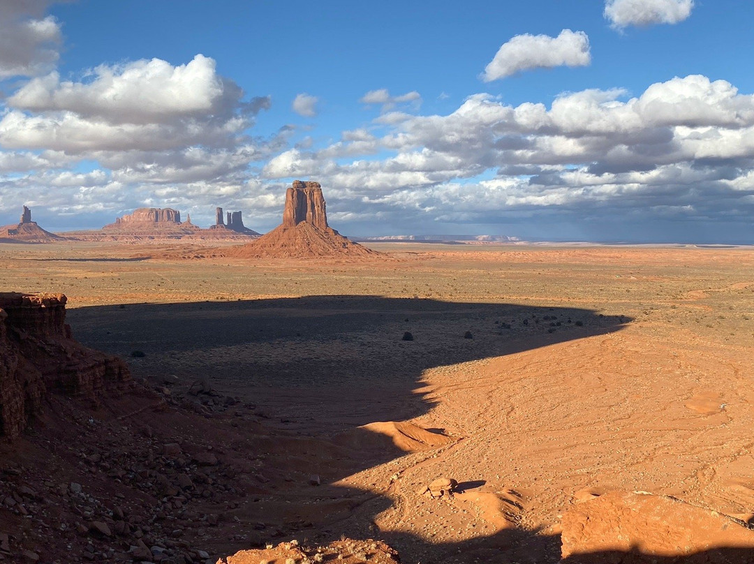 Simpson's Trailhandler Tours-纪念碑公园必去景点