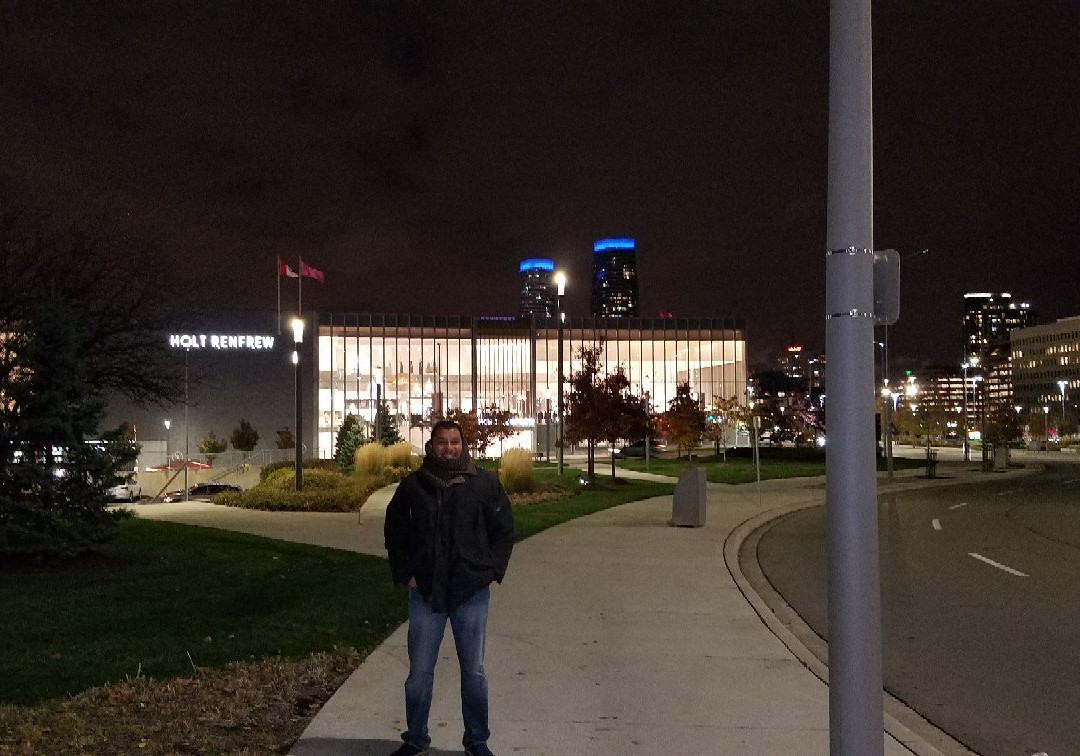 Square One Shopping Centre-米西索加必去景点