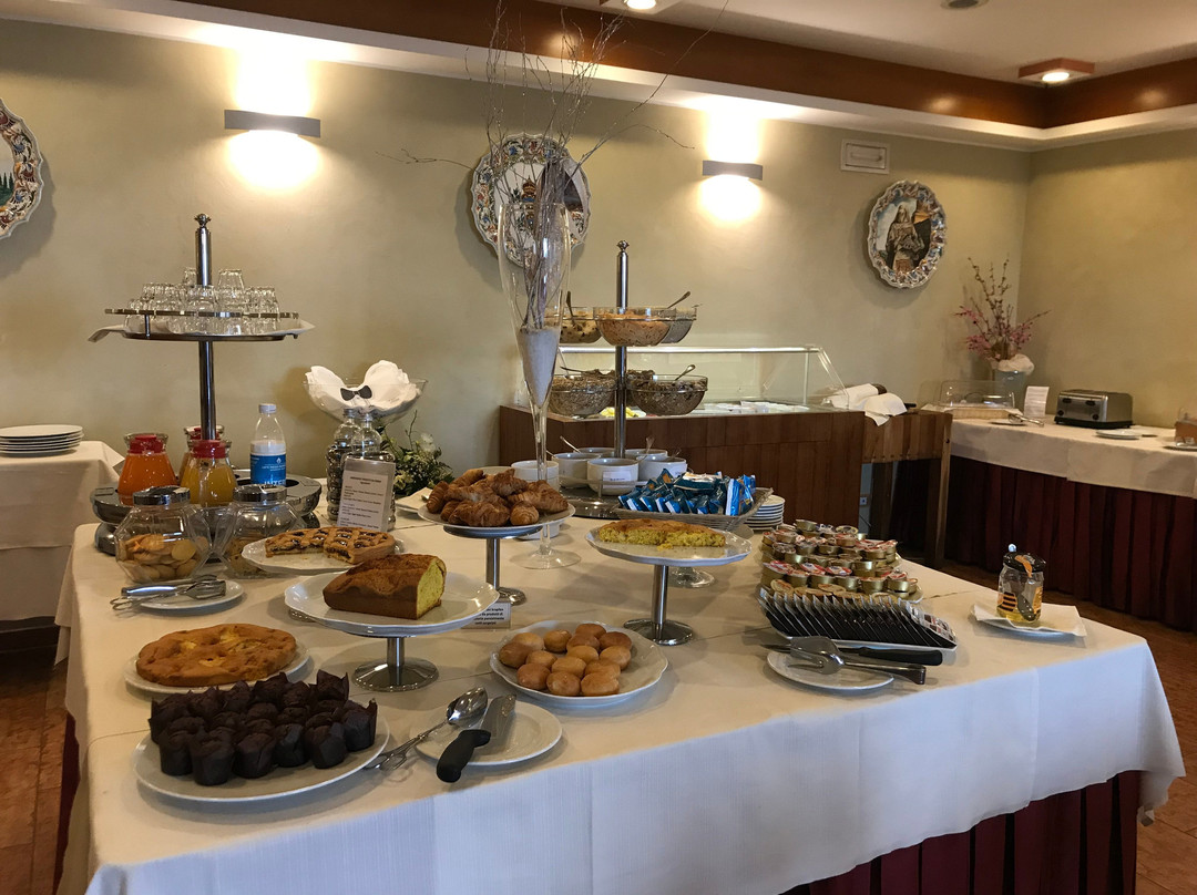 切萨雷酒店主图