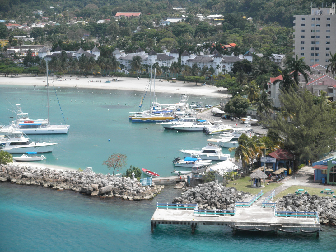 Ocho Rios Bay Beach (Turtle Beach)景点图片