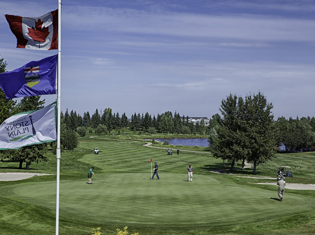 Stony Plain Golf Course景点图片