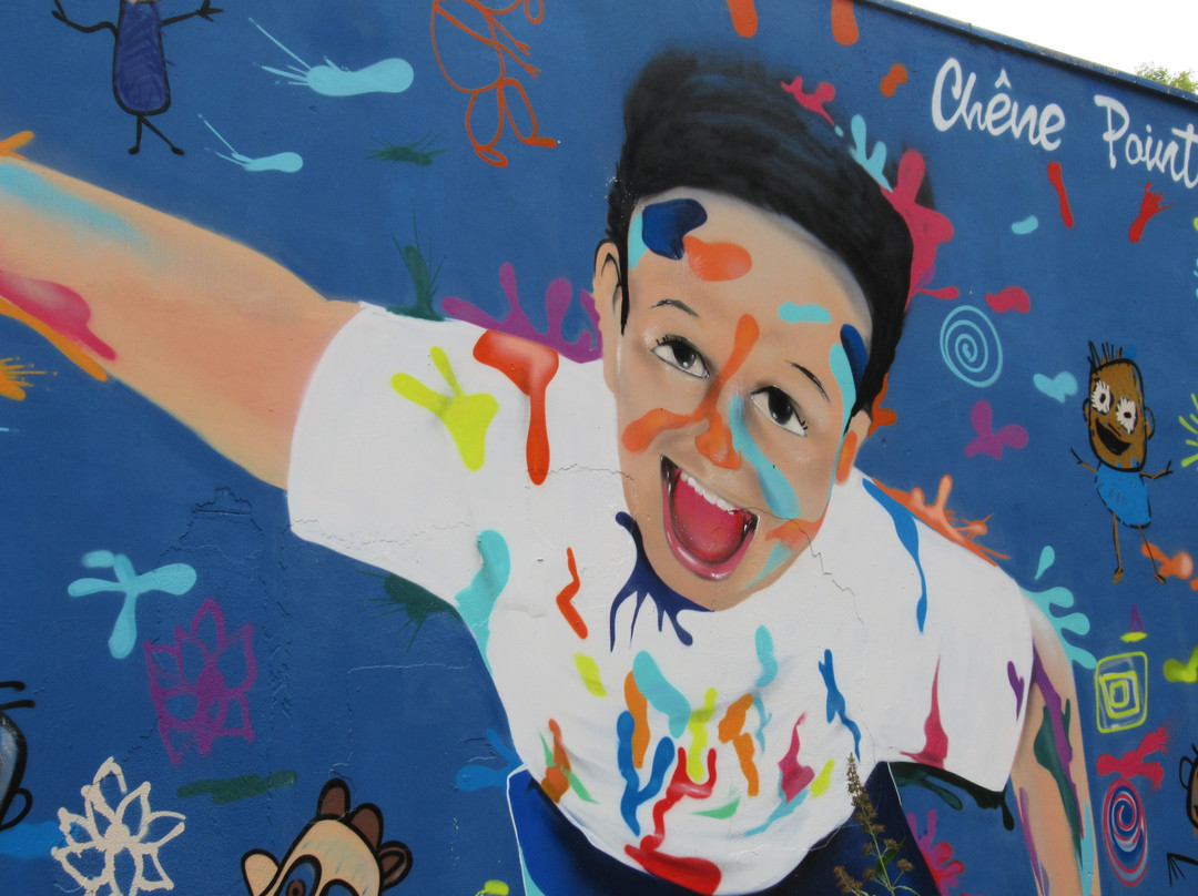 Fresque "Le chêne pointu II"-Clichy-Sous-Bois必去景点