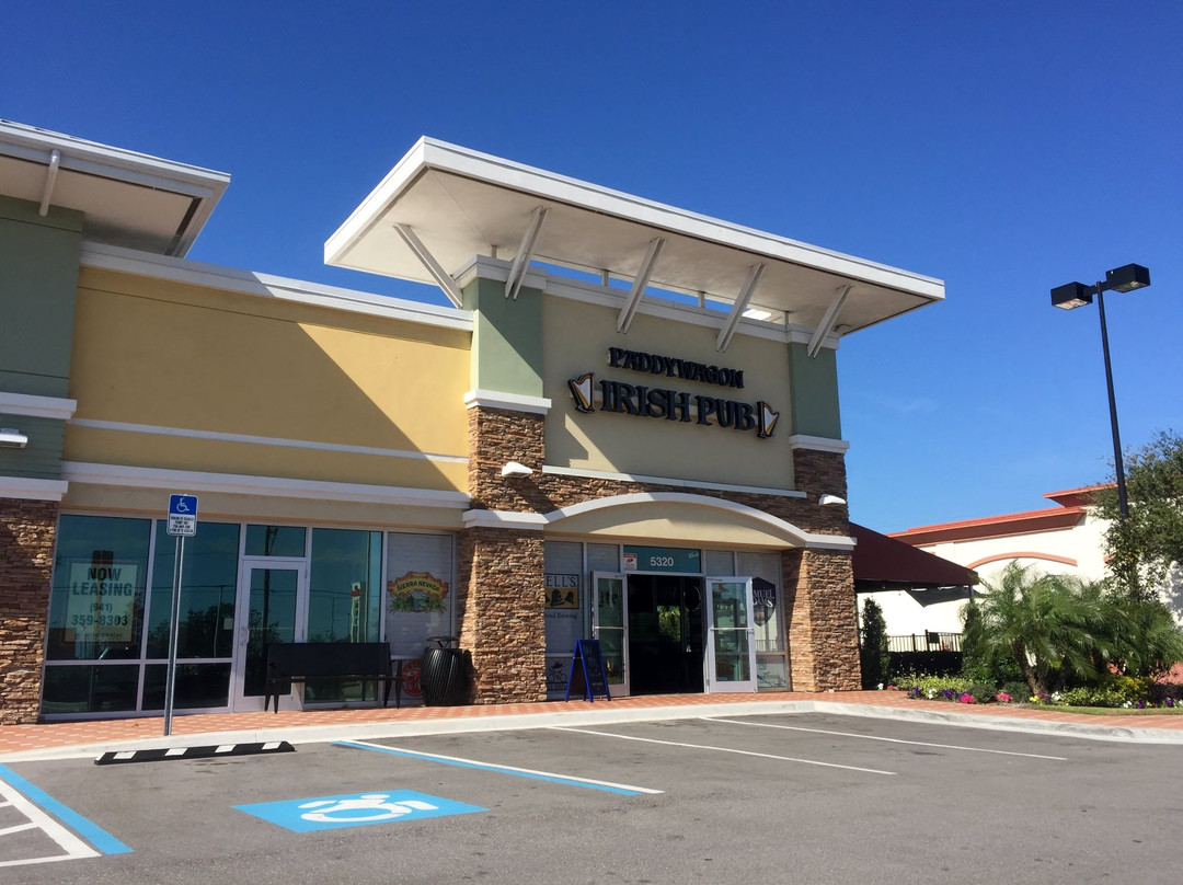 Oneco旅游景点-Paddy Wagon Irish Bar