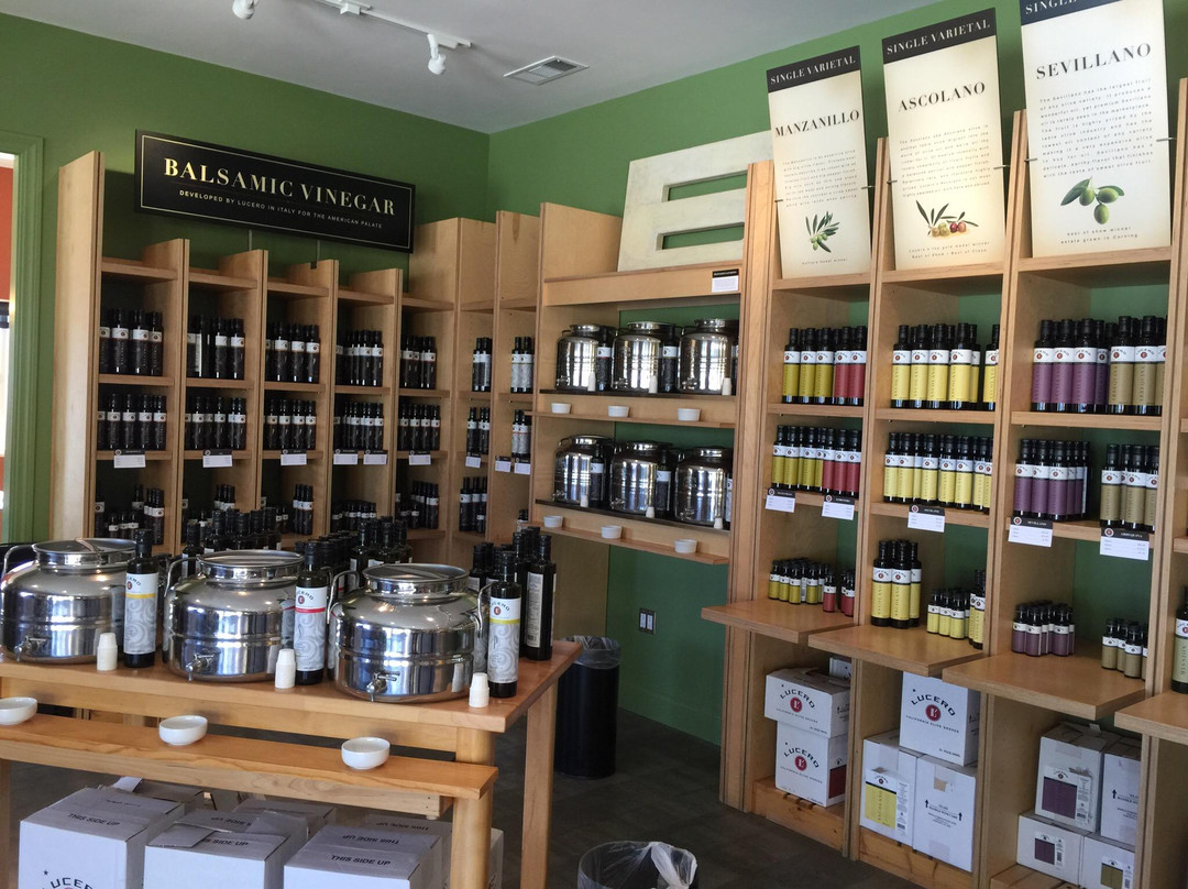 Orland旅游景点-American Olive Farmer, Home of Lucero Olive Oil