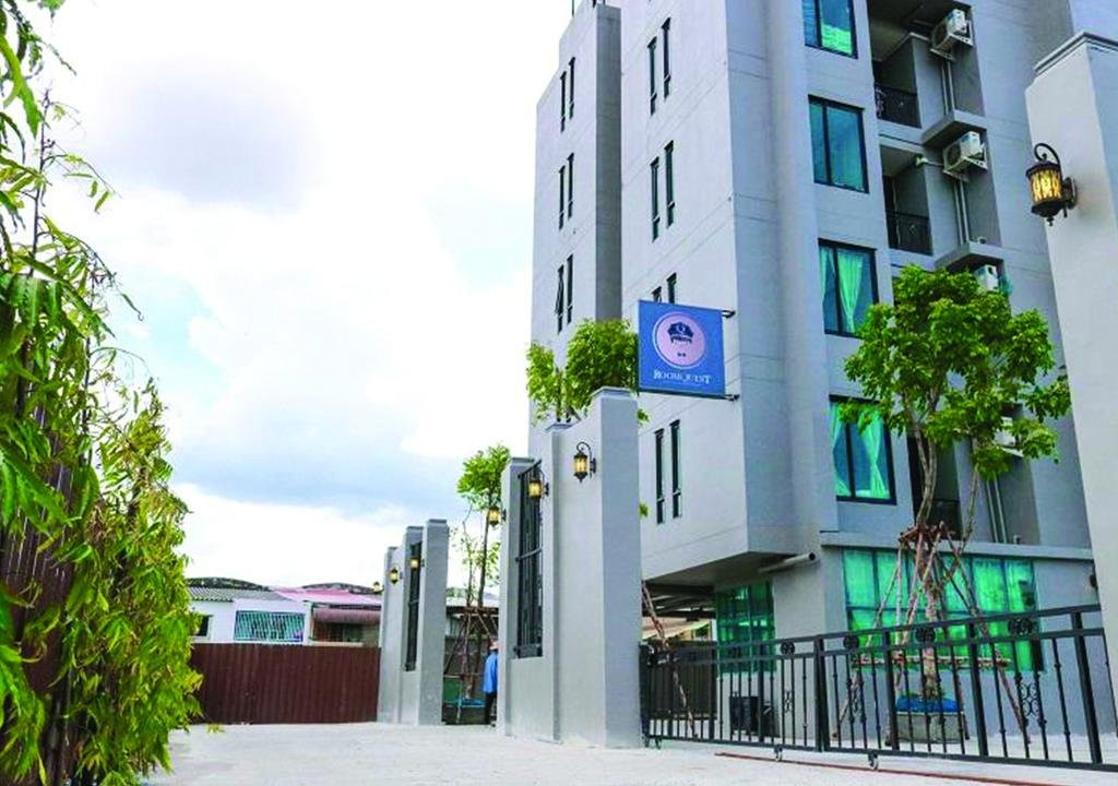 RoomQuest Sukhumvit 107