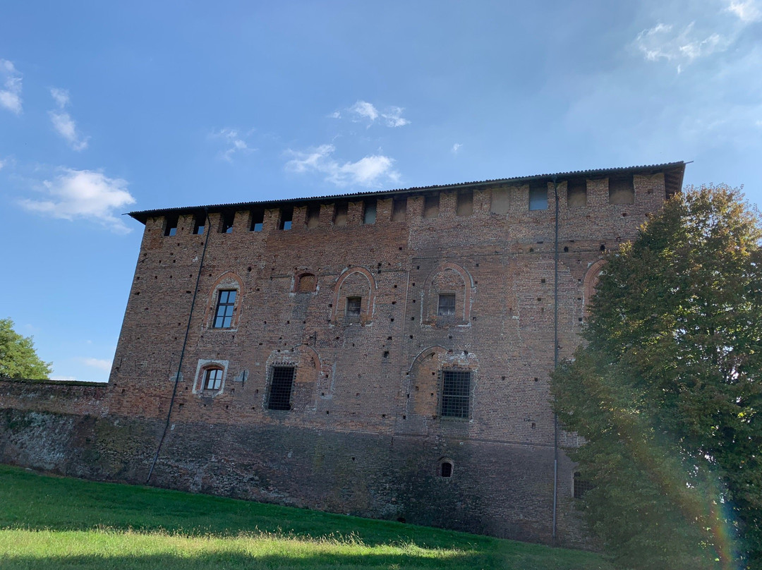 Castello di Lardirago