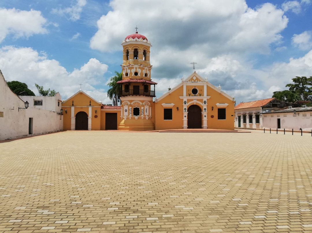 Santa Barbara Church-蒙波斯必去景点