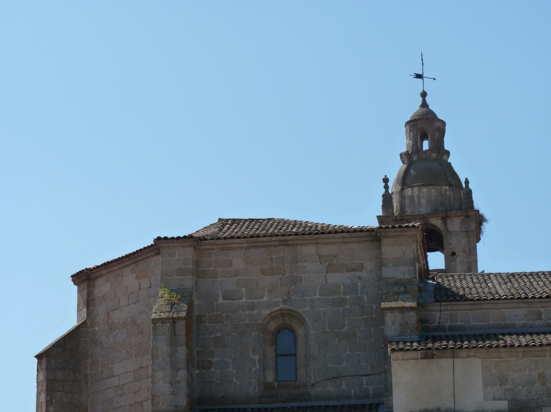 Iglesia de Nuestra Senora entre Dos Alamos景点图片
