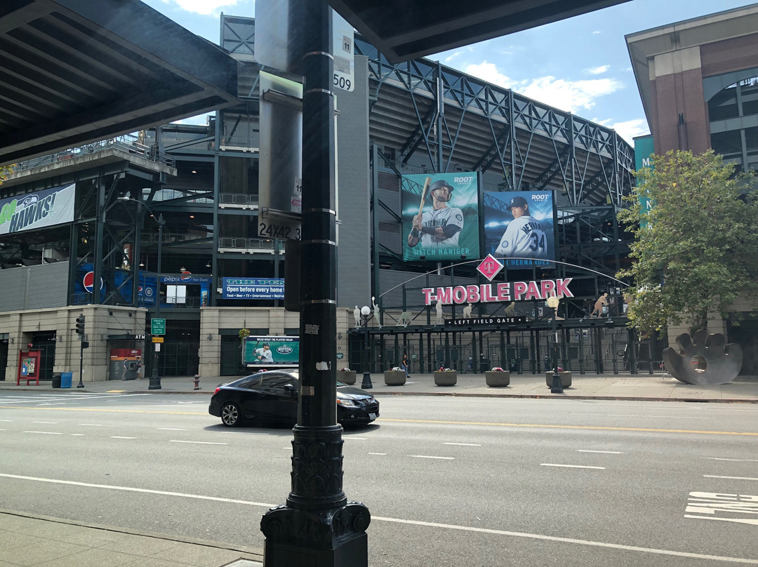 体育馆银云客栈酒店主图