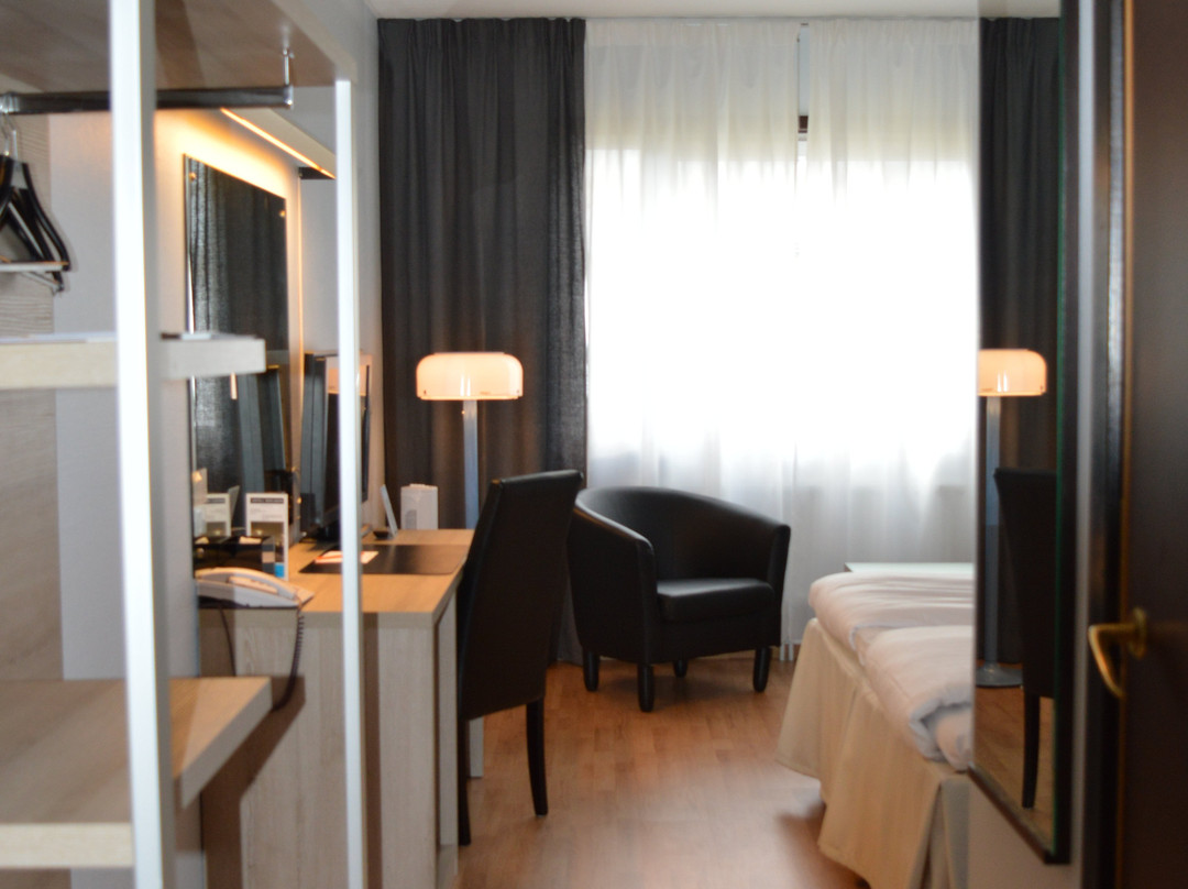 Sure Hotel By Best Western Roslagen主图
