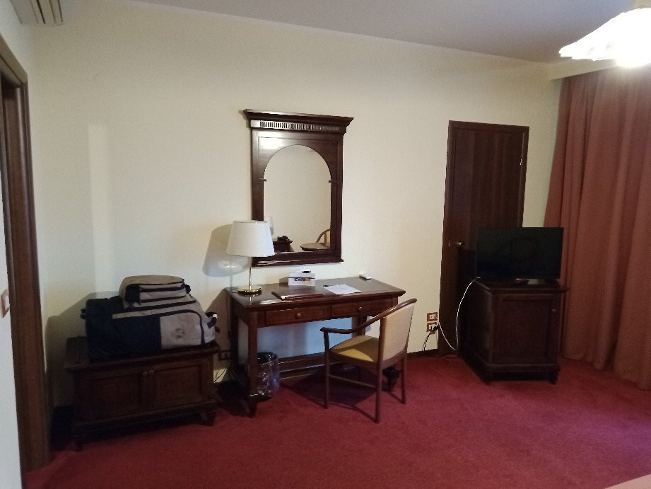 西戈奈拉酒店主图