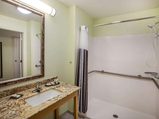 La Quinta Inn & Suites by Wyndham Odessa North主图