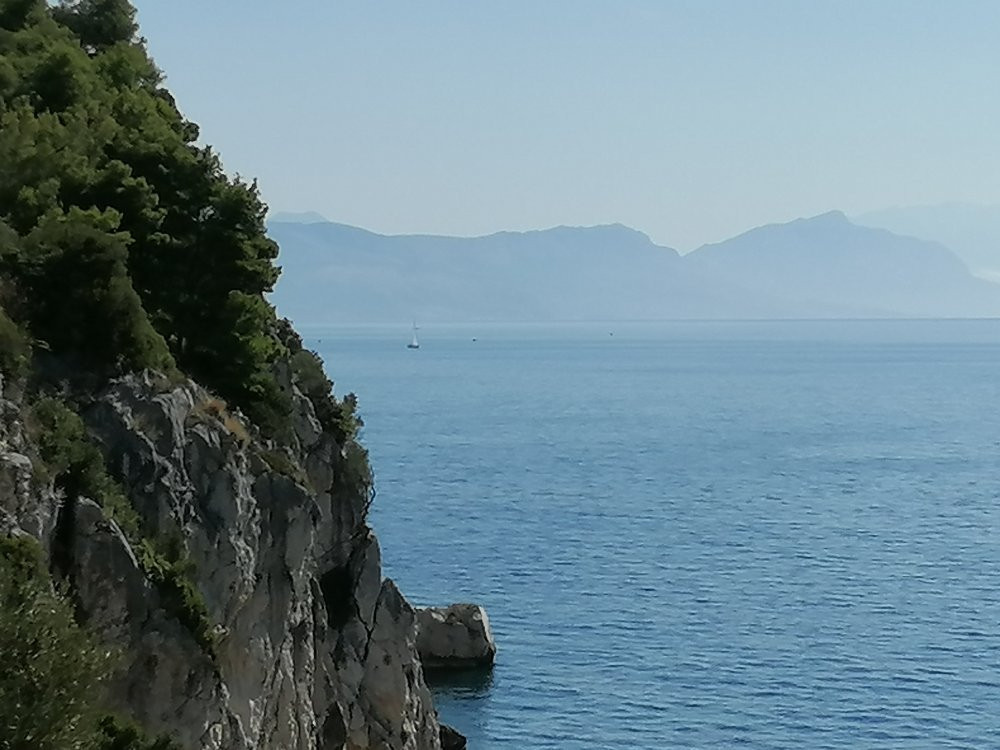 Gospa od Prizidnice-Slatine必去景点