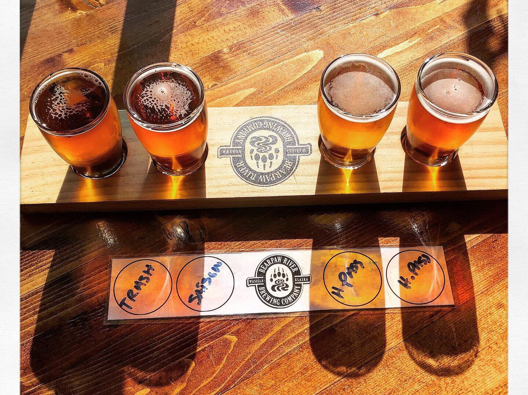 Bearpaw River Brewing Company景点图片
