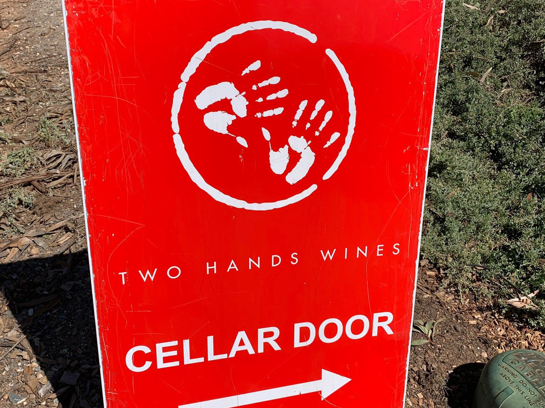 Two Hands Wines Cellar Door景点图片