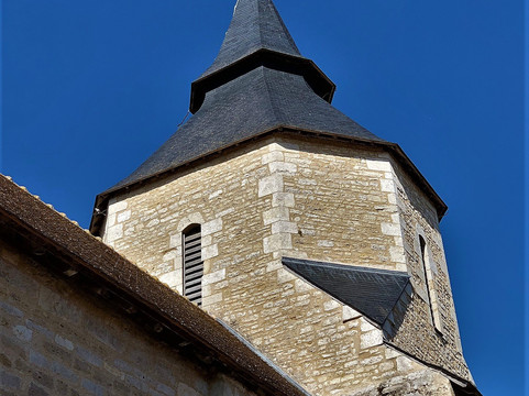 Eglise Saint-Pierre-Chaunay必去景点