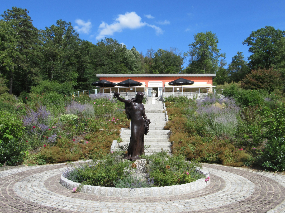 La fille aux roses-Mondorf-les-Bains必去景点