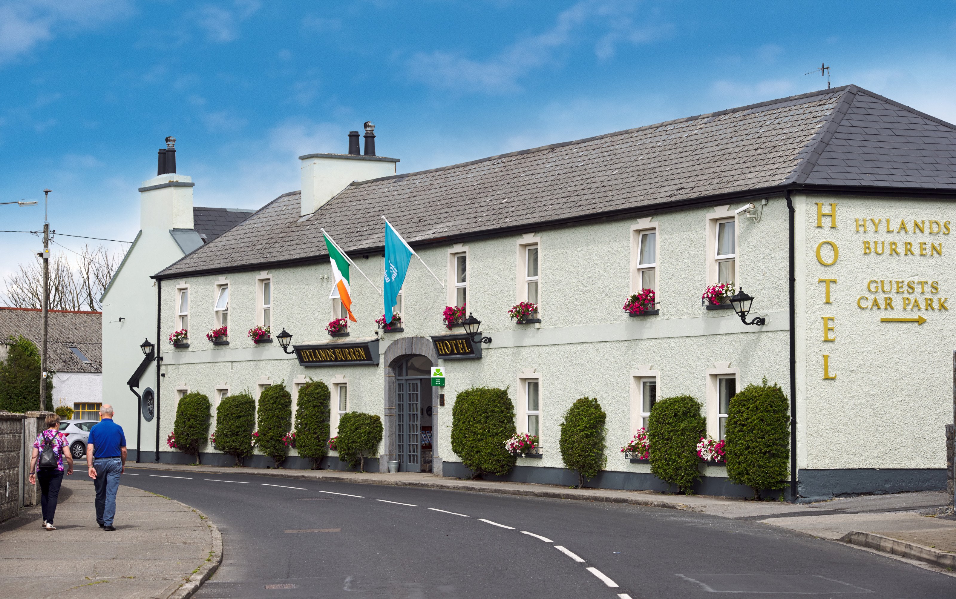 Hylands Burren Hotel-官方