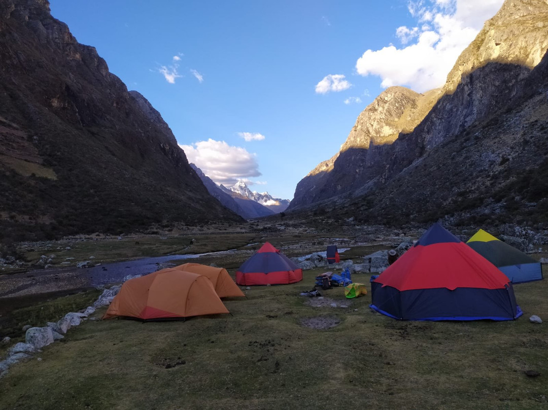 Huaraz Adventures-瓦拉斯必去景点