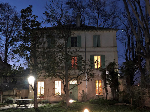 Raphele-les-Arles酒店住宿-Chateau Cornillon