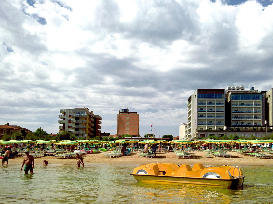 罗西尼酒店主图