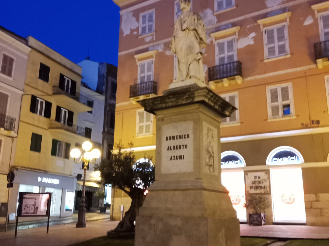 Piazza Azuni 18主图