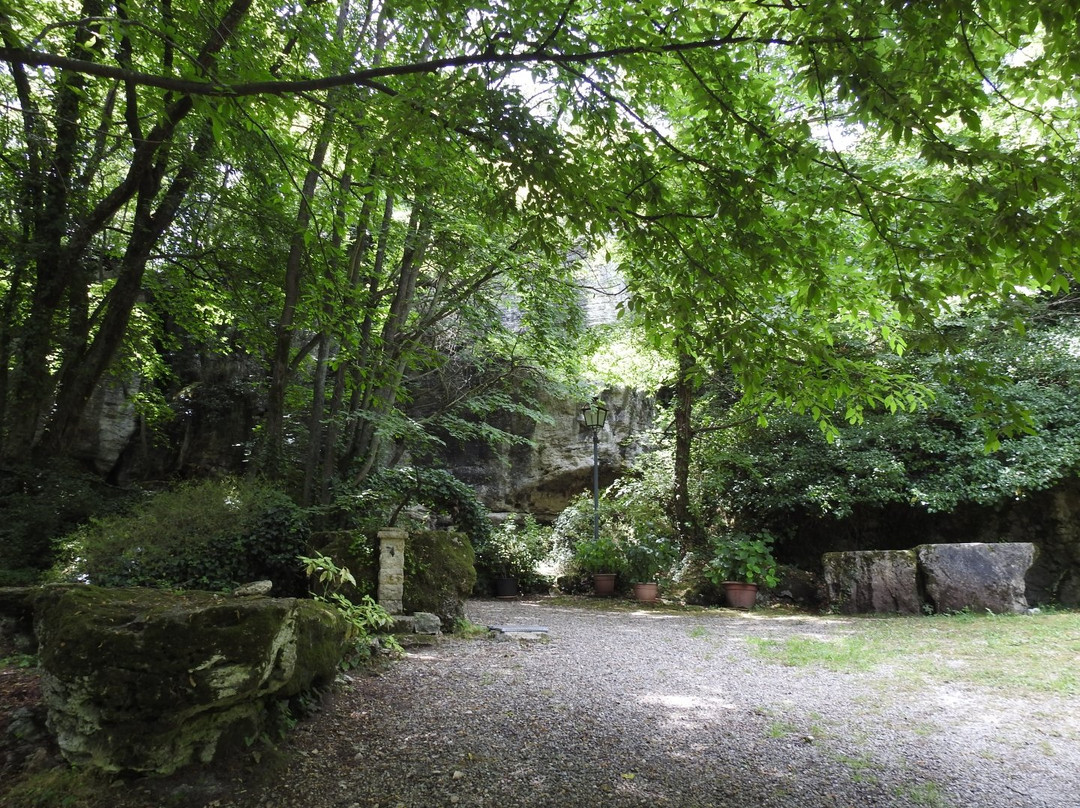 Grotta di San Filippo Benizi-Bagni di San Filippo必去景点