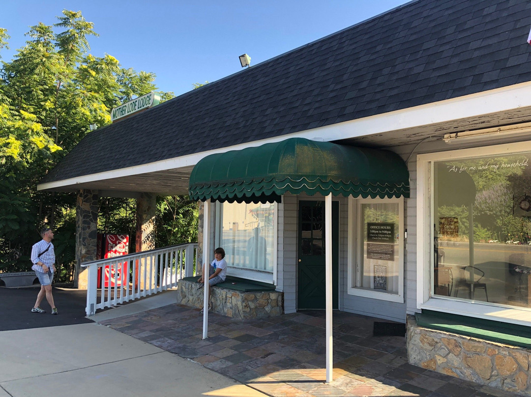 Mother Lode Lodge主图