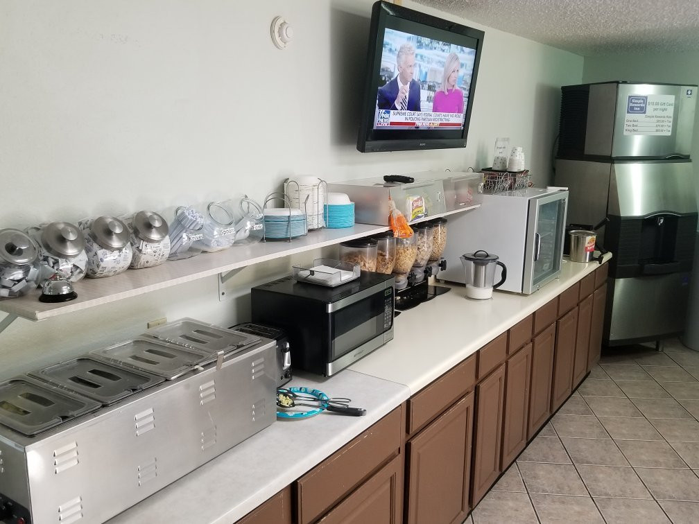 Simple Rewards Inn主图