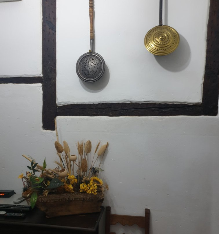 La Casa de los Soportales主图