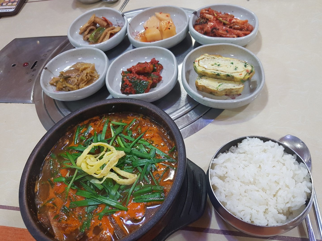 益山市餐馆和美食-Korean Beef Spicy Beef Soup Speciality Di Mibang