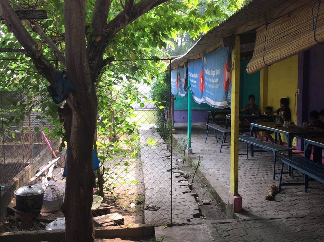 Cafe Nyantai Dan Bakso Pak So