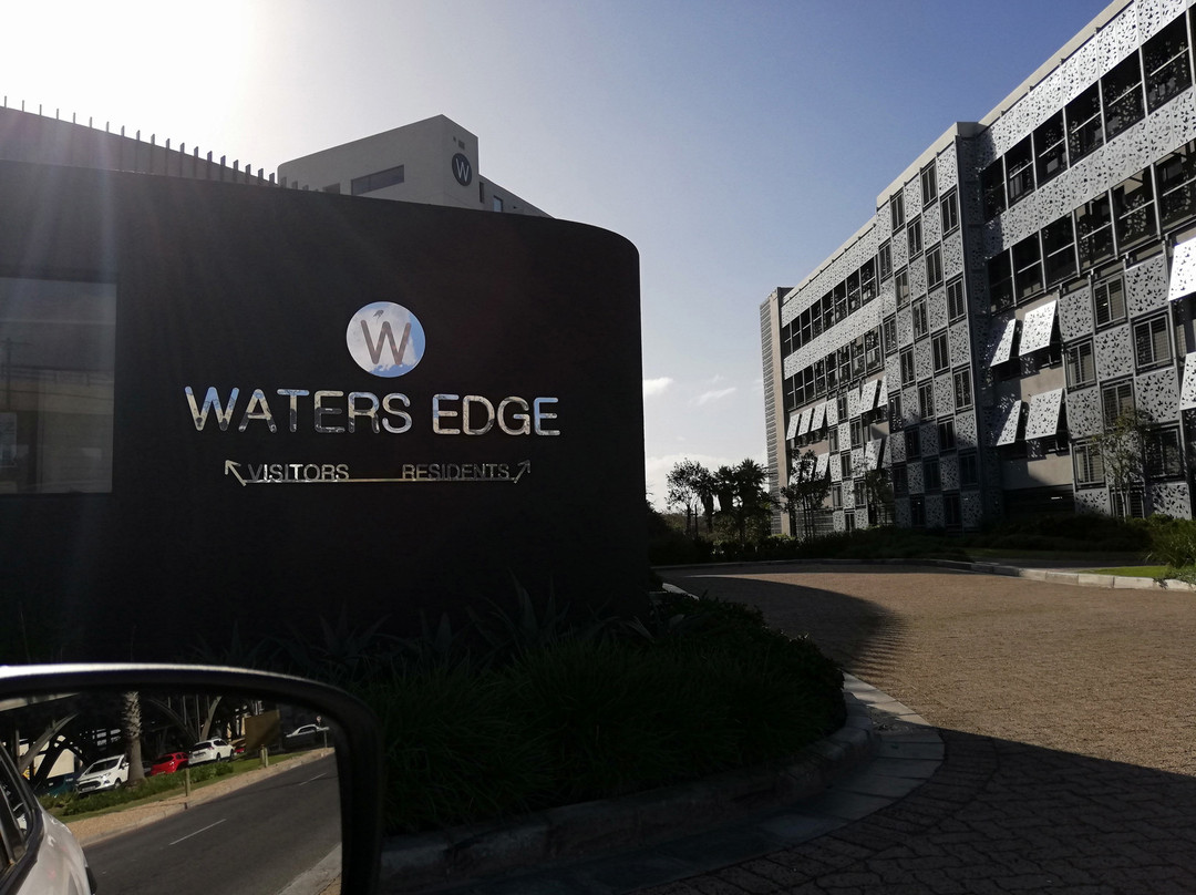 Waters Edge Luxury Apartments