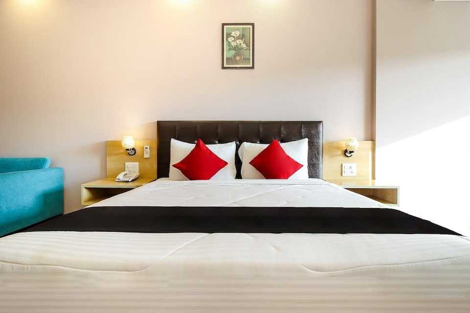 Capital O 13727 Hotel Aarogyam Suites主图