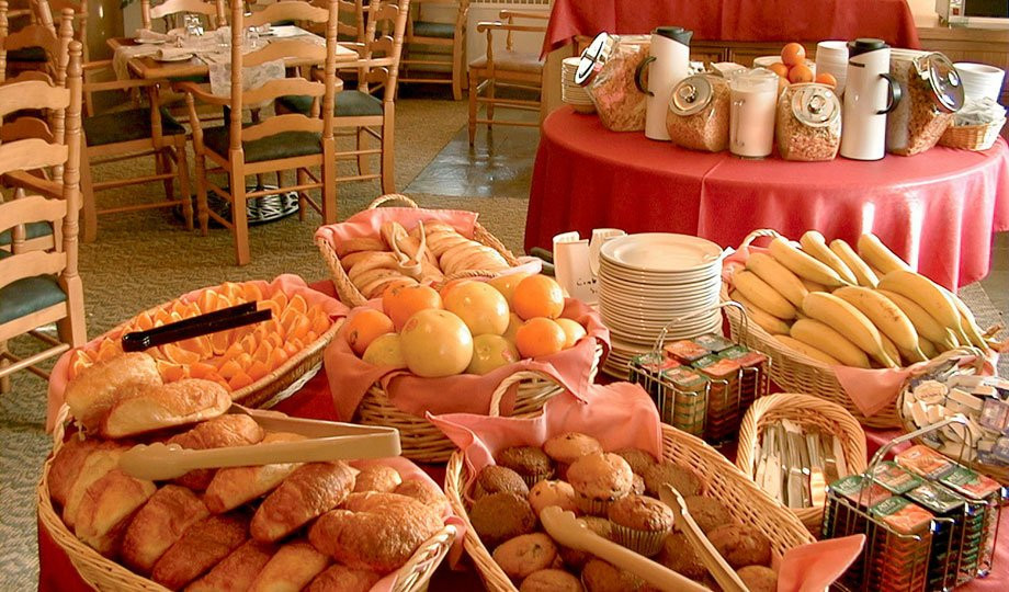 悉尼剑桥套房酒店主图