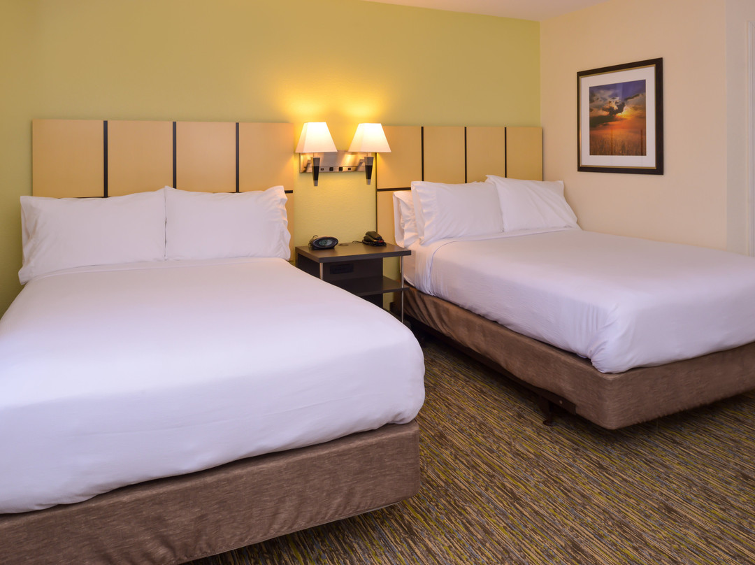 Candlewood Suites Bloomington-Normal by IHG主图