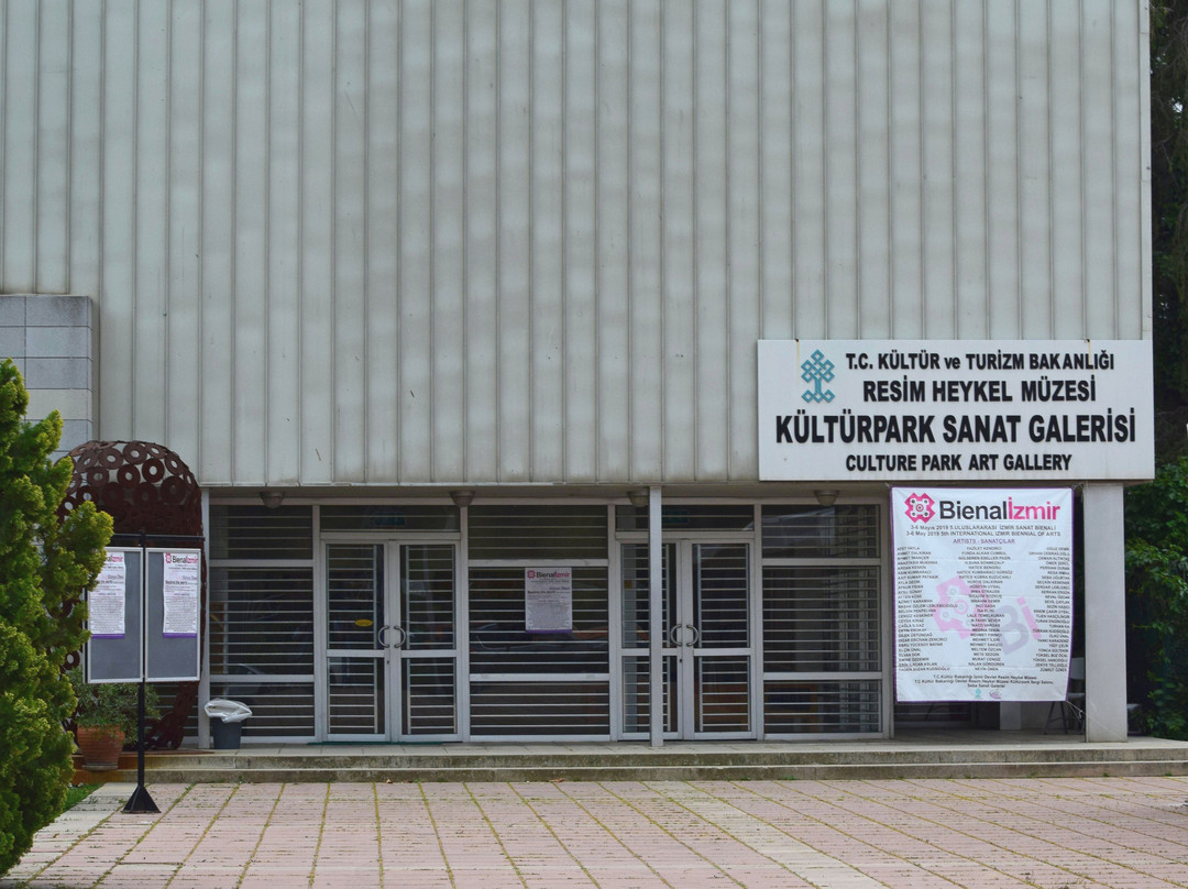 Izmir Museum of Arts & Sculpture-伊兹密尔必去景点