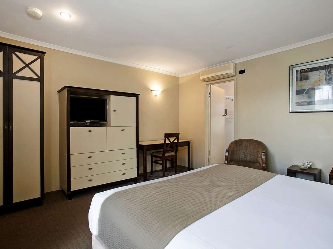 拉格伦舒适酒店主图