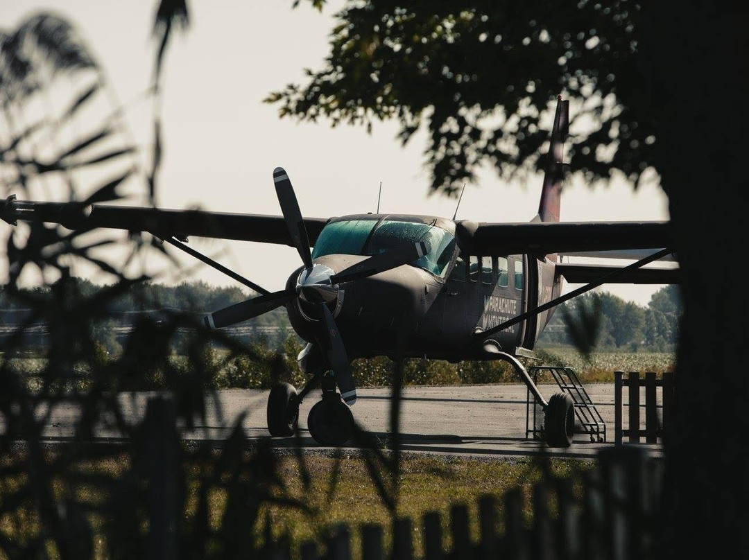 Parachute Ottawa-Arnprior必去景点