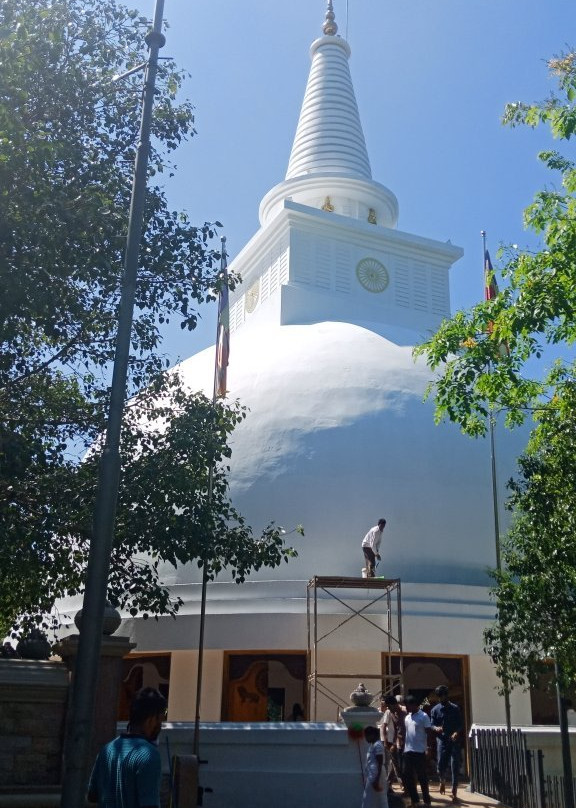 Mahamevnawa Buddhist Monastery Kundasale景点图片