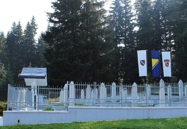 Šehidsko mezarje Veliko Polje-萨拉热窝必去景点