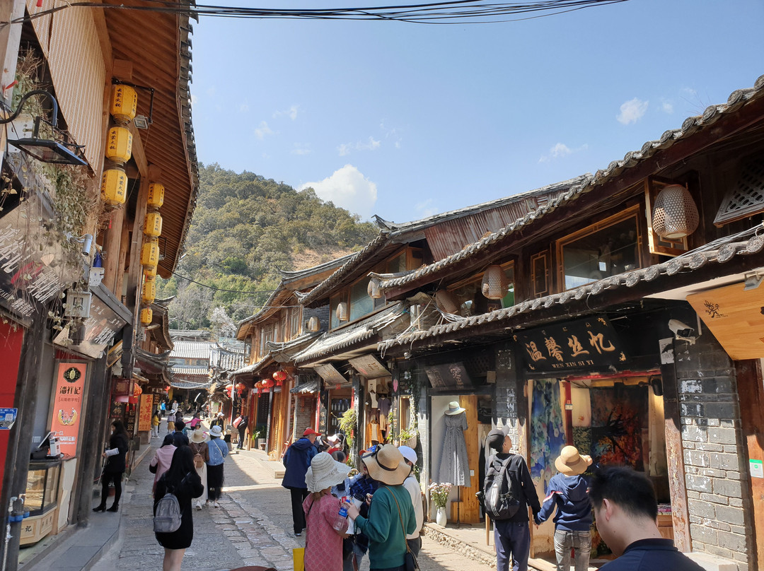 束河风味美食街-丽江市必去景点