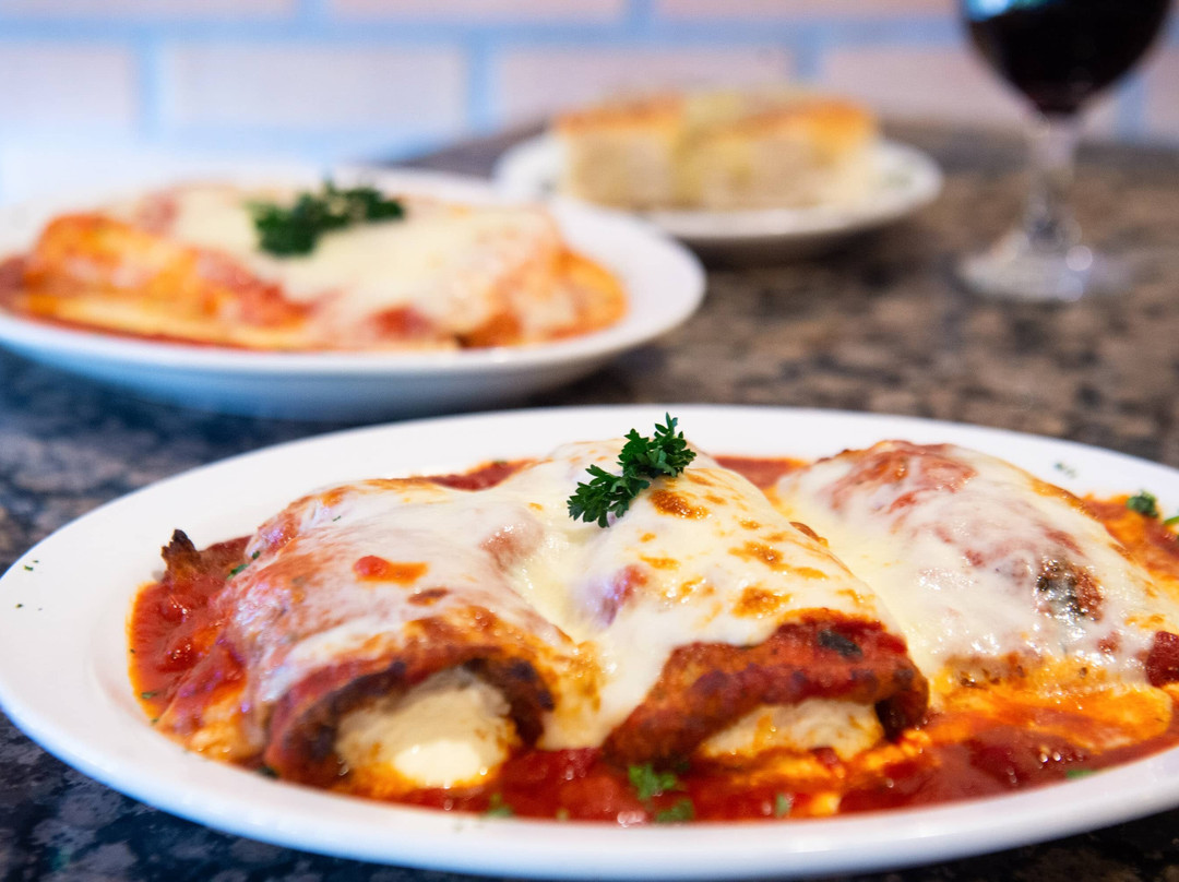 Dominic’s III主图