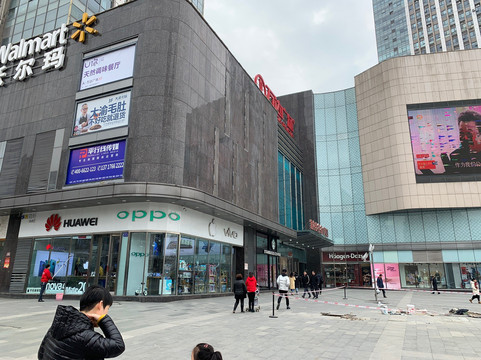 万达广场(菱角湖)-武汉市必去景点